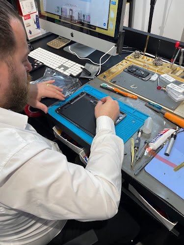 Delta Phone Repairs and Accessories