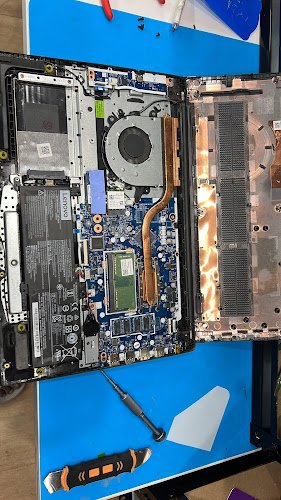 Computer and laptop repairs (VFIX TECH)