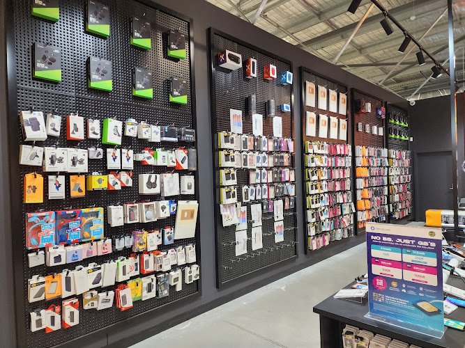 Pop Phones District Outlet