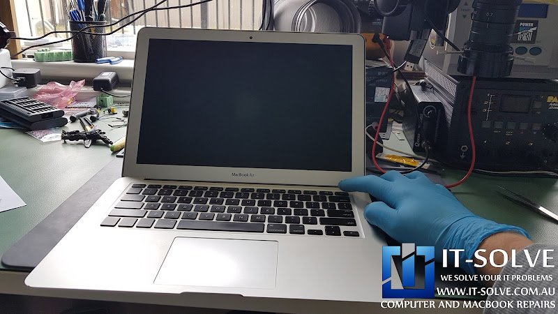 IT-Solve Laptop & Macbook Repairs in Stirling - Computer repair in Stirling