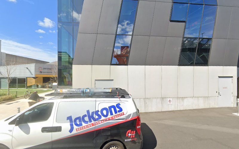 Devonport Online Access Centre - Computer repair in Devonport